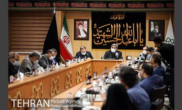 نشست شهردار تهران با جمعی از روزنامه نگاران 31