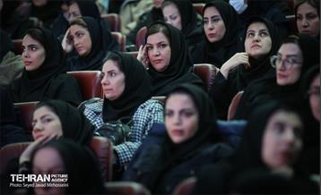 مراسم افتتاحیه پروژه‌های توسعه و بهسازی زیرساخت‌های کارآفرینی، توانمندسازی و فراغتی بانوان شهر تهران 19