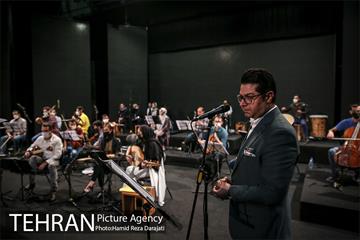 تمرین کنسرت آنلاین نغمه های تهران در برج میلاد 24