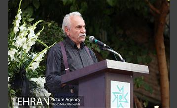 بدرقه داریوش اسدزاده به سوی سرای ابدی 6