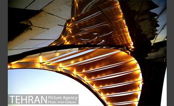 گذر موج دریاچه شهدای خلیج فارس 1