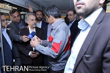 بازدید دکتر نجفی از واگن سازی پارس 18