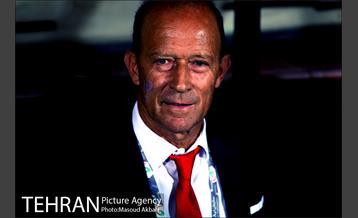 دیدار تیم های پرسپولیس و نفت آبادان 1