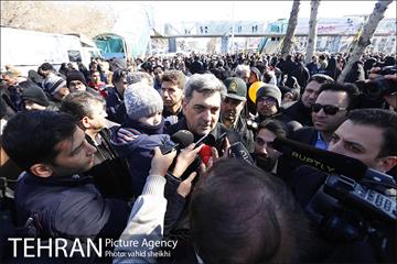 حضور شهردار تهران در راهپیمایی یوم الله 22 بهمن 5