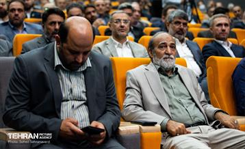 همایش شهرداران نواحی و مناطق