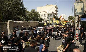 ظهر عاشورا در ده‌ ونک 7