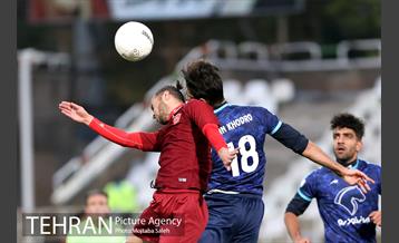 دیدار تیم های فوتبال پیکان و شهر خودرو 6