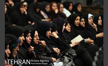 همایش تجلیل از بانوان فعال محلات 12
