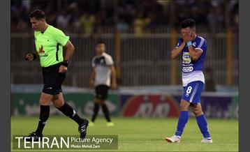 دیدار تیم های استقلال تهران و نفت مسجد سلیمان 15