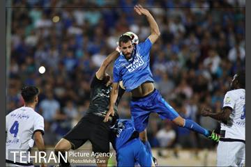 دیدار استقلال تهران و استقلال خوزستان در لیگ برتر فوتبال  13