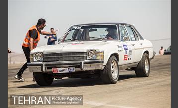 رقابت های جایزه بزرگ اتومبیلرانی  و موتور سواری رشته درگ 15
