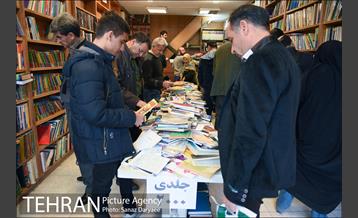 چهارمین دوره کتابگردی با حضور احمد مسجدجامعی‎ 35