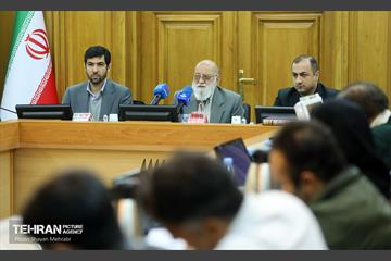 نشست خبری رئیس شورای اسلامی شهر و اعضای کمیسیون برنامه بودجه  6