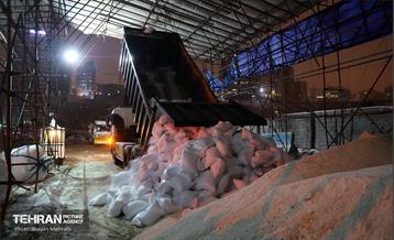 بازدید معاون خدمات شهری از سایت‌های برف‌روبی شهرداری تهران 26