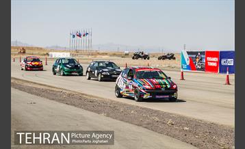 رقابت های جایزه بزرگ اتومبیلرانی  و موتور سواری رشته درگ 19