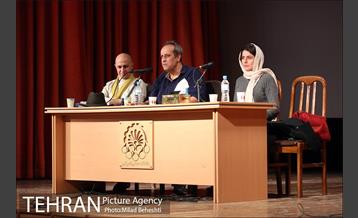 اکران و نقد فیلم سینمایی رگ خواب در دانشگاه امیرکبیر‎ 3
