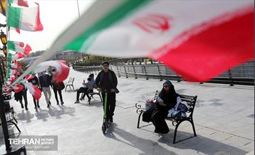 جشن ملی پرچم در اراضی عباس آباد 10