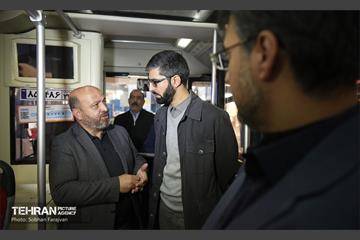 بازدید اصحاب رسانه از مراکز بازسازی ناوگان اتوبوسرانی 7