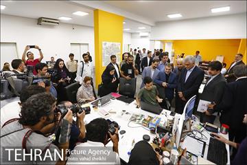 بازدید شهردار تهران از کارخانه نوآوری 19