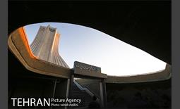 مجموعه فرهنگی هنری برج آزادی 26