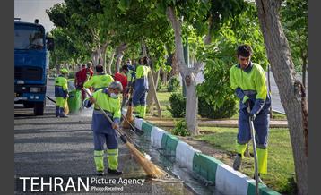اقدامات شهرداری منطقه ۲۰ در نماز عید فطر حرم حضرت عبدالعظیم حسنی(ع) 4