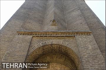 بازدید اعضا شورای شهر تهران از برج طغرل 15