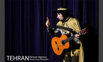 نمایش «مخ پریشون های شلم‎» 29