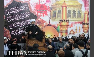 حضور شهردار تهران در مراسم عزاداری تاسوعای حسینی، بازار تهران 37