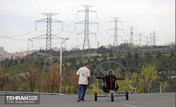 پرش چتربازان از برج میلاد تهران 31