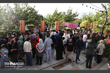 جشنواره گل و گلاب در برج میلاد 2