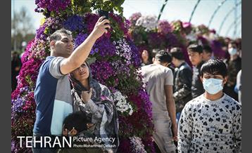 جشن تحویل سال ۱۴۰۰ در میدان آزادی  22