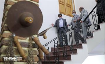 بازدید شهردار تهران از خانه مداحان و نشست با اعضا هیئت رئیسه 12