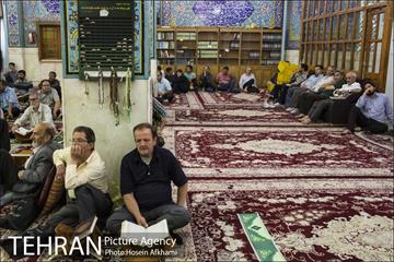 جز خوانی قرآن کریم در حسینیه کربلایی های گلوبندک‎ 10