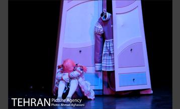 نمایش "شب اسرارآمیز" 12