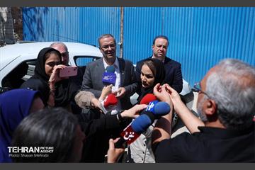 بازدید اصحاب رسانه از بازسازی ساختمان‌های آسیب‌دیده جنگ 12 روزه 2