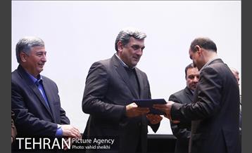 اهدای ماشین آلات خدمات شهری به شهرهای سیل زده  33