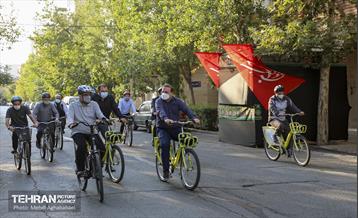 پویش سه شنبه های بدون خودرو در منطقه 8