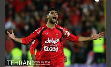 دیدار تیم های فوتبال پرسپولیس و پیکان