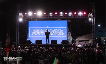 اجتماع مردمی دفاع از انقلاب در میدان کمال الملک تهرانسر 3