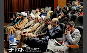 مراسم تجلیل از دانشجویان خانواده های ایثارگران شهرداری 3