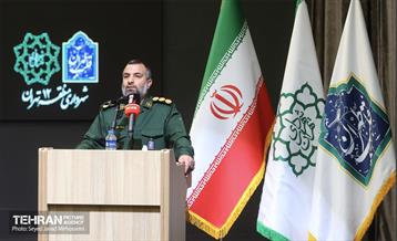 نشست فصلی ائمه جماعت و مدیران حوزه های علمیه منطقه 12 با مدیران شهری 19