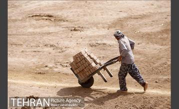 بازدید وزیر بهداشت و سرپرست شهرداری تهران از کوره پز خانه 11