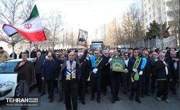 تشییع پیکر شهدای مدافع حرم در شهرک شهید محلاتی 20