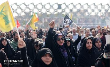 مراسم تشییع پیکر شهید سردار عباس نیلفروشان - ۱ 19