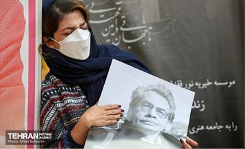 مراسم بدرقه کامبیز درم بخش به سرای ابدی‎‎ 9