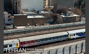 حاشیه نشینان ریل راه آهن 37