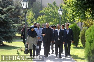 مراسم امضا تفاهم نامه همکاری سه جانبه دانشکده روابط بین الملل وزارت امور خارجه مرکز ارتباطات و مجمع شهرداران آسیایی  24