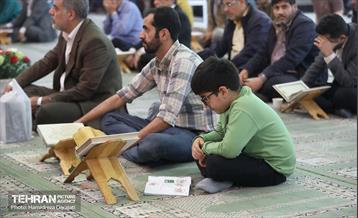 محفل انس با قرآن در مسجد خوزستانی‌ها 25