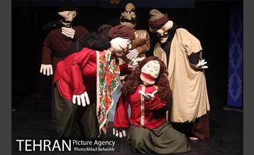 ⁣نمایش حکایت حکایت طبیب اجباری مولیر‎ 16