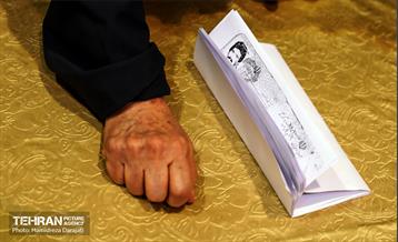 میز خدمت سازمان بازرسی شهرداری تهران در نماز جمعه 7